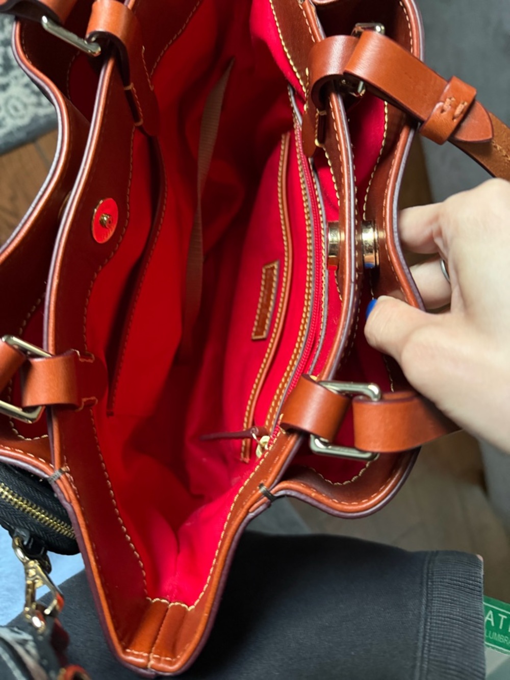 Dooney & Bourke - Picture 13 of 17